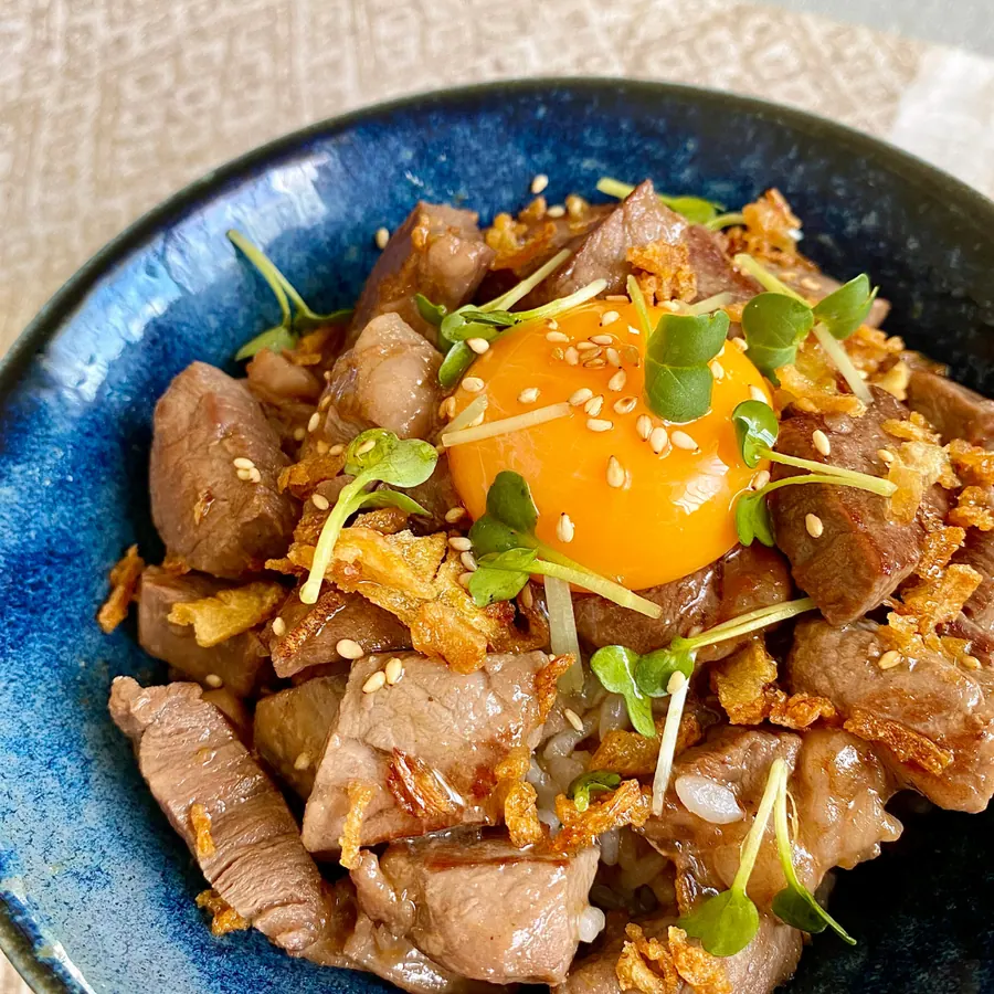 焼くだけ簡単!ステーキ丼 の作り方 8