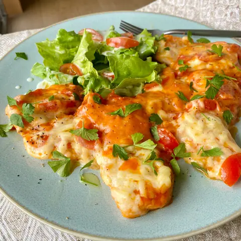 鶏胸肉のPIZZA風チーズ焼き