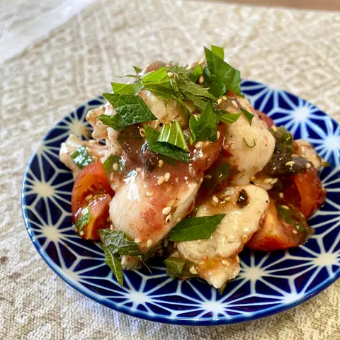これでOK！ふっくら鶏胸肉の梅紫蘇和え
